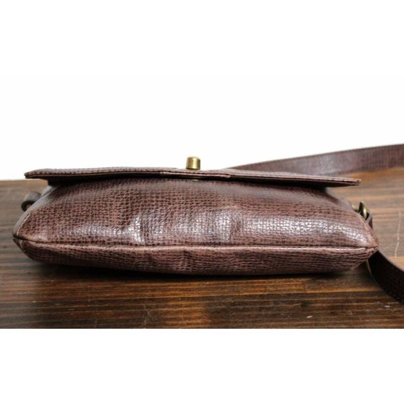 Trouve Textured Brown Genuine Leather Turn Lock Purse Crossbody Shoulder Bag - Picture 6 of 7